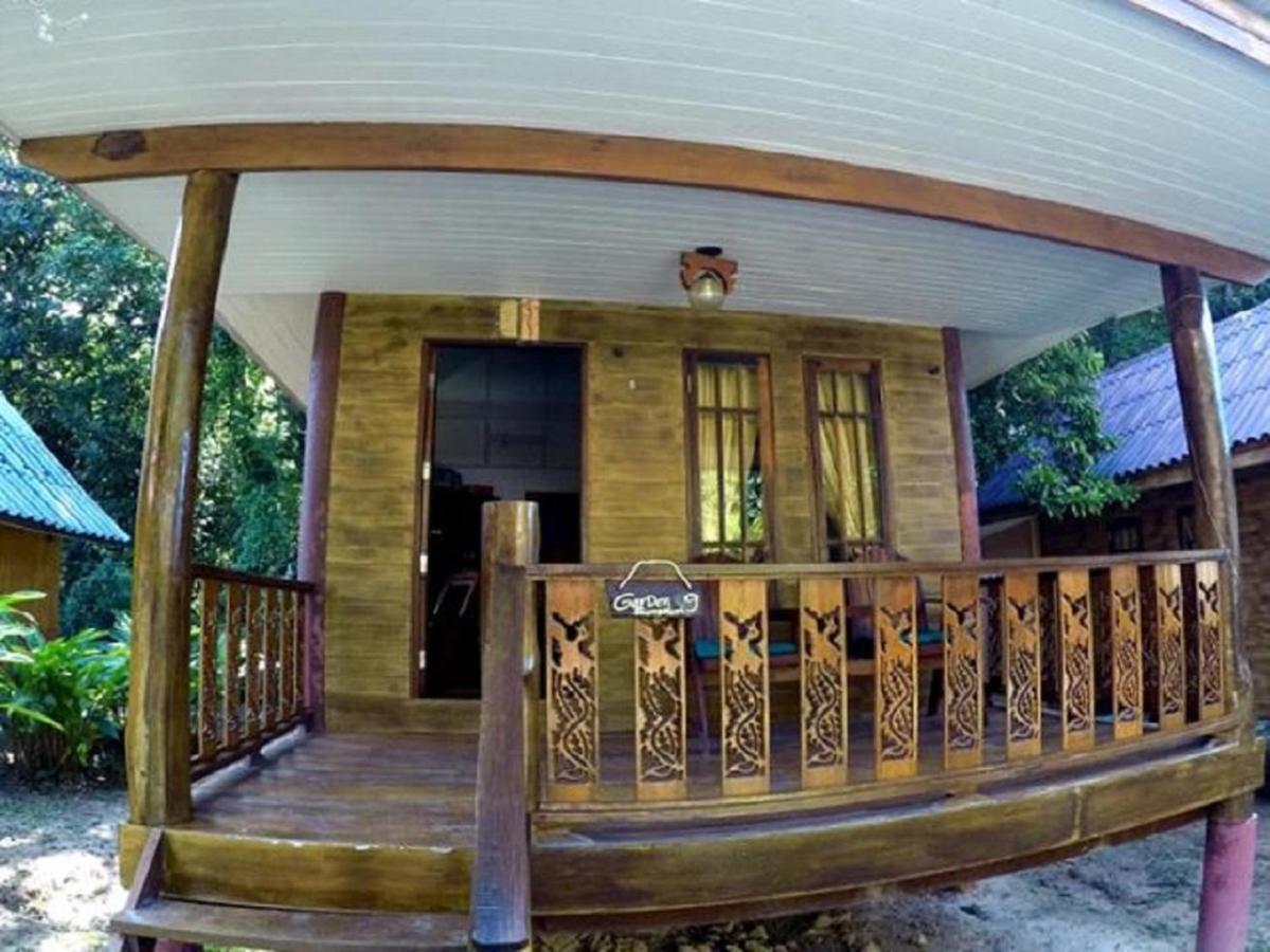 Koh Jum Coral Bay Resort Exterior photo